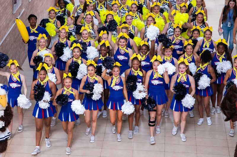 Allen High School Cheer Perform