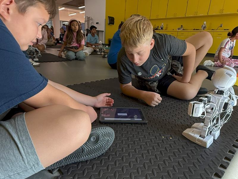 Allen ISD 6th graders use a Foundation for Allen Schools grant to create Earth Art at the STEAM Center, blending art and science.