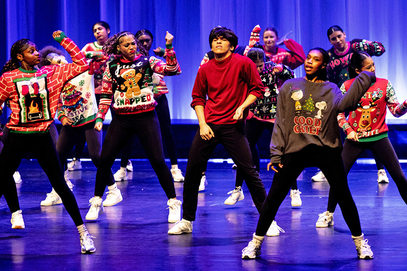 Tallenettes perform at winter show