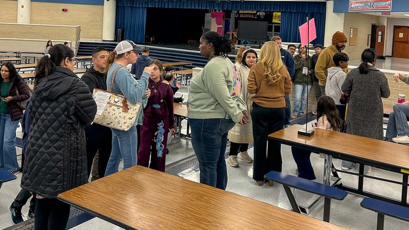 Middle School Expo Night attendees