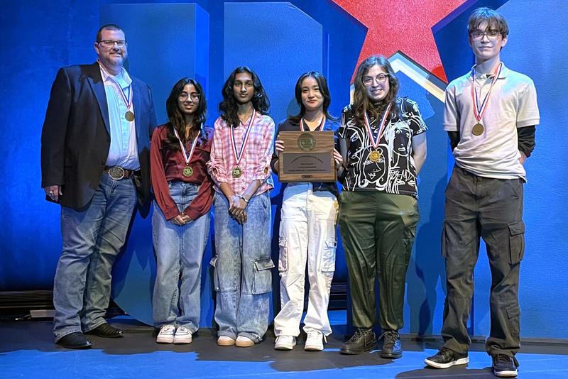 AHS Animation Students with awards