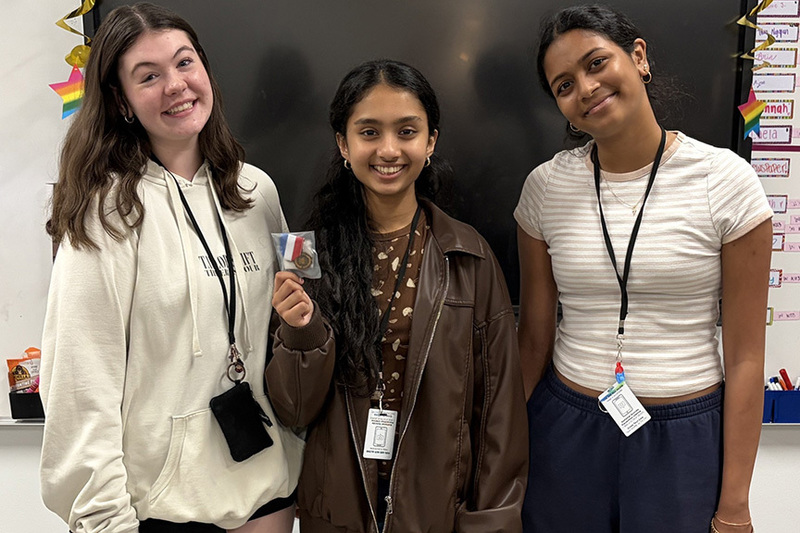 AHS Journalism Students win Recognition