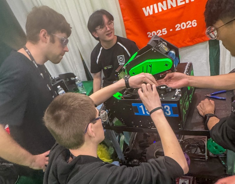 Team Overclock 15083 Secures Design Award and Division Finalist Spot at World Championship