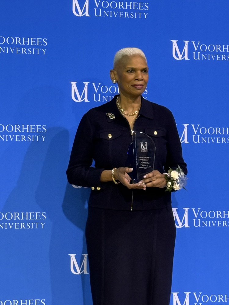 dr vallerie cave award