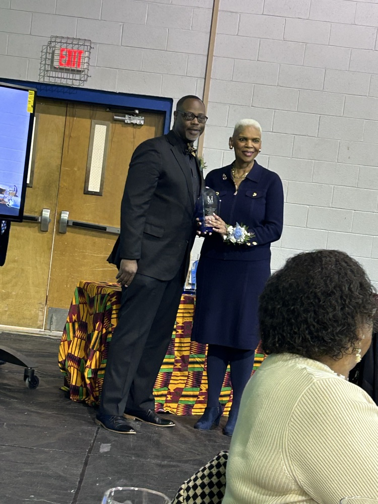 dr vallerie cave award