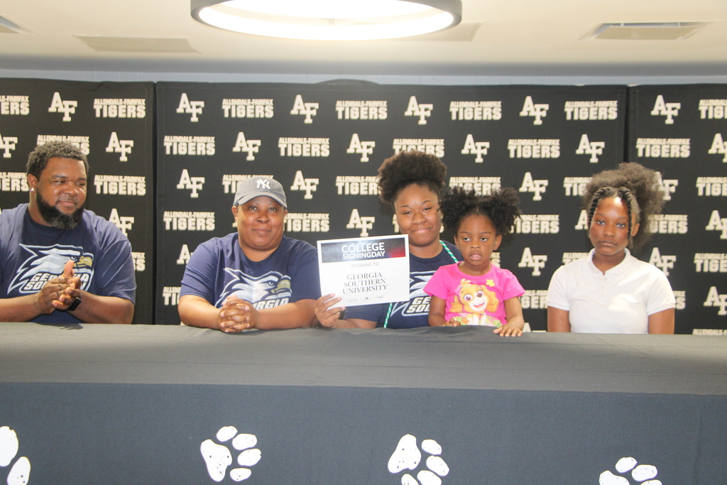 senior signing day