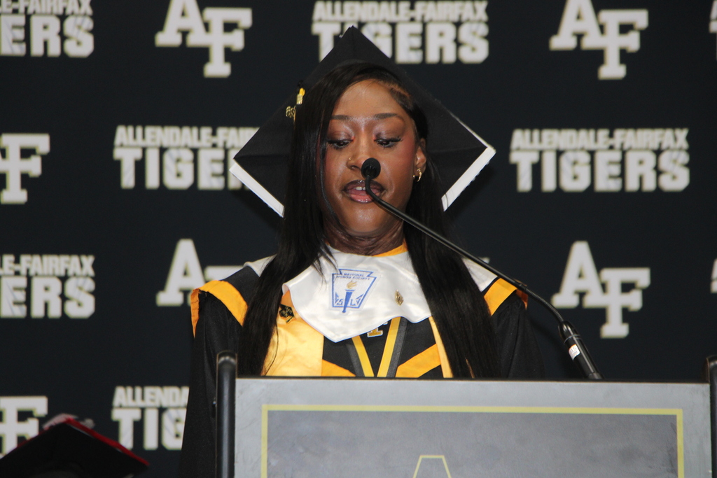 graduation speakers