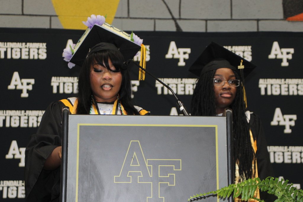 graduation speakers