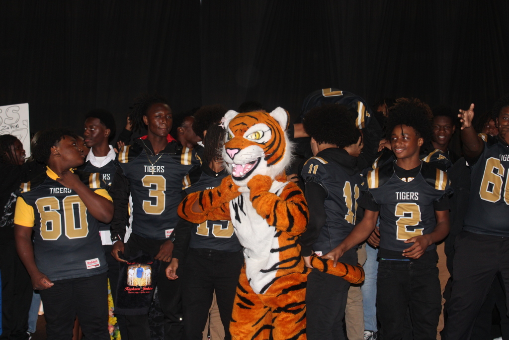 homecoming pep rally