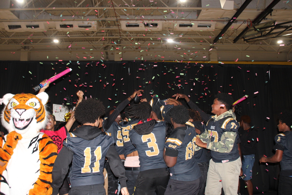 homecoming pep rally