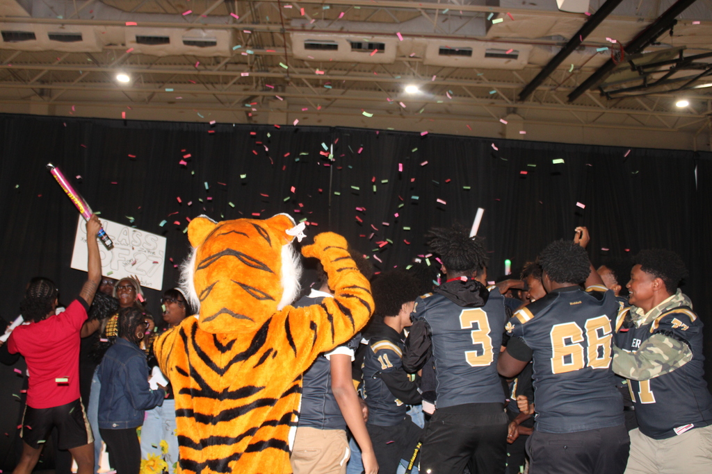 homecoming pep rally