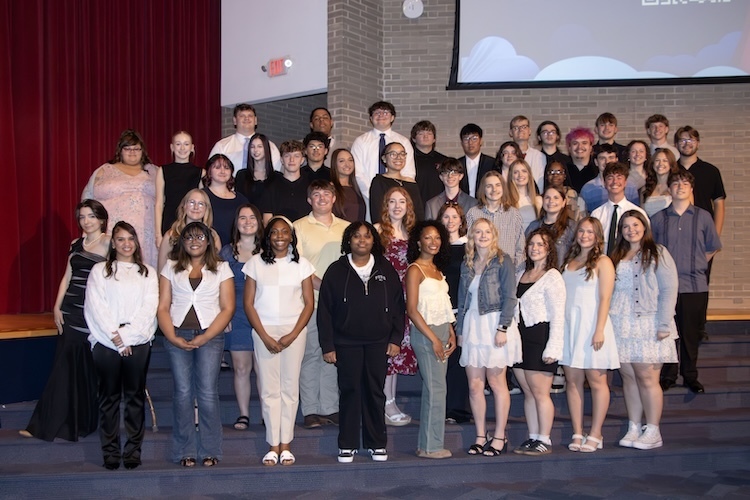 Group photo of all the scholarship recipients