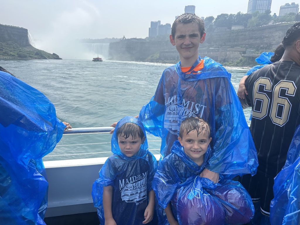 Kayden and Colton on the maid of the mist