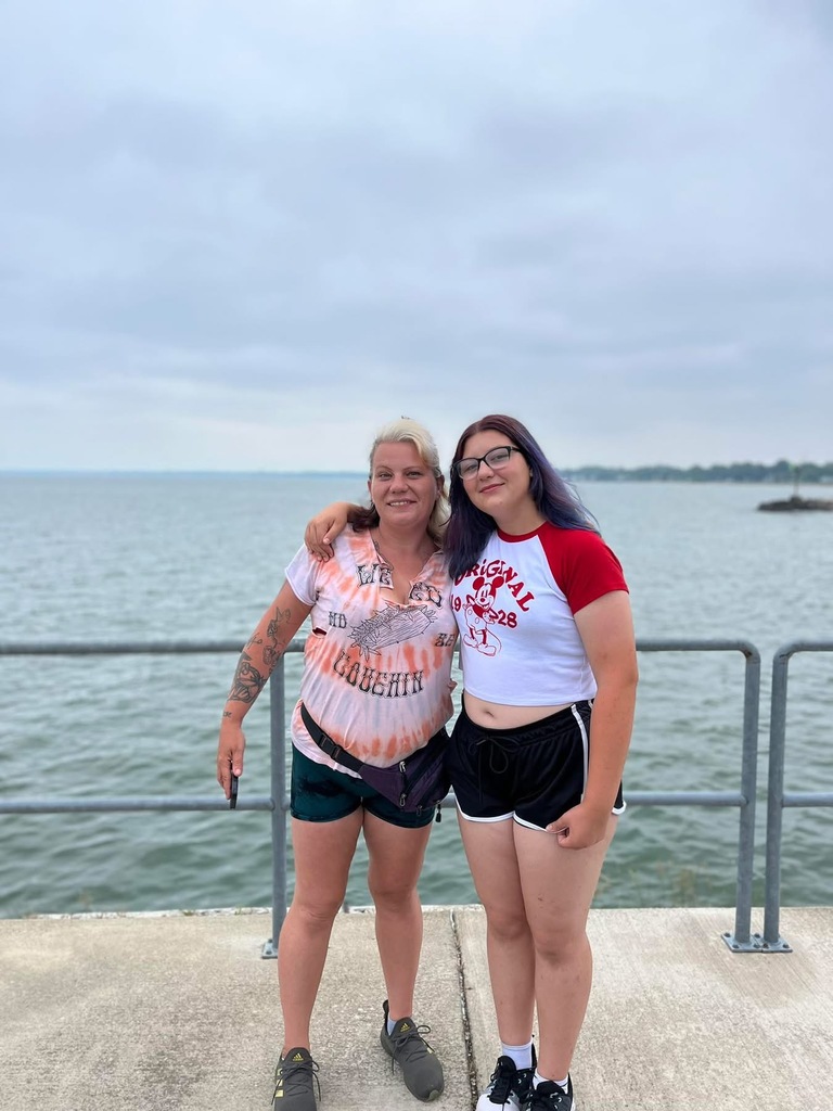 Harleigh in front of the lake
