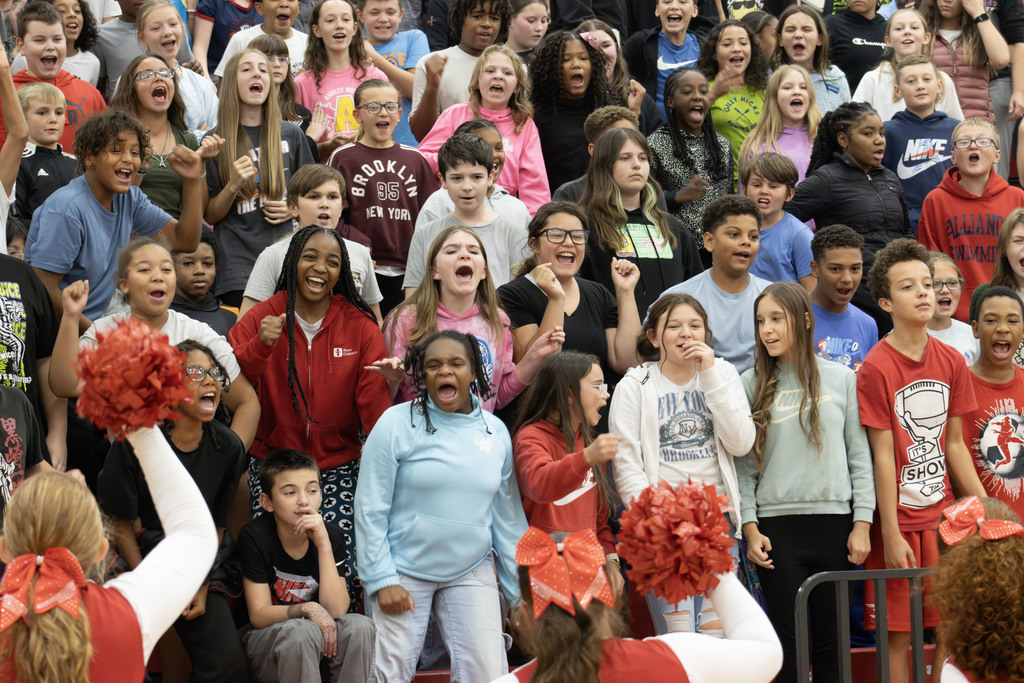 students cheering