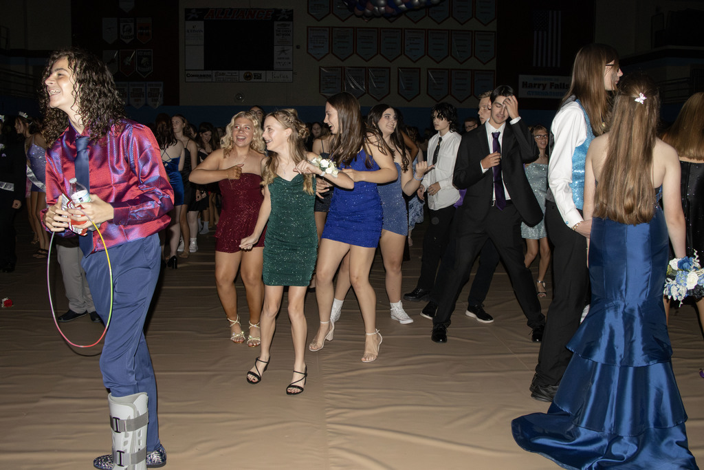students dancing at homecoming
