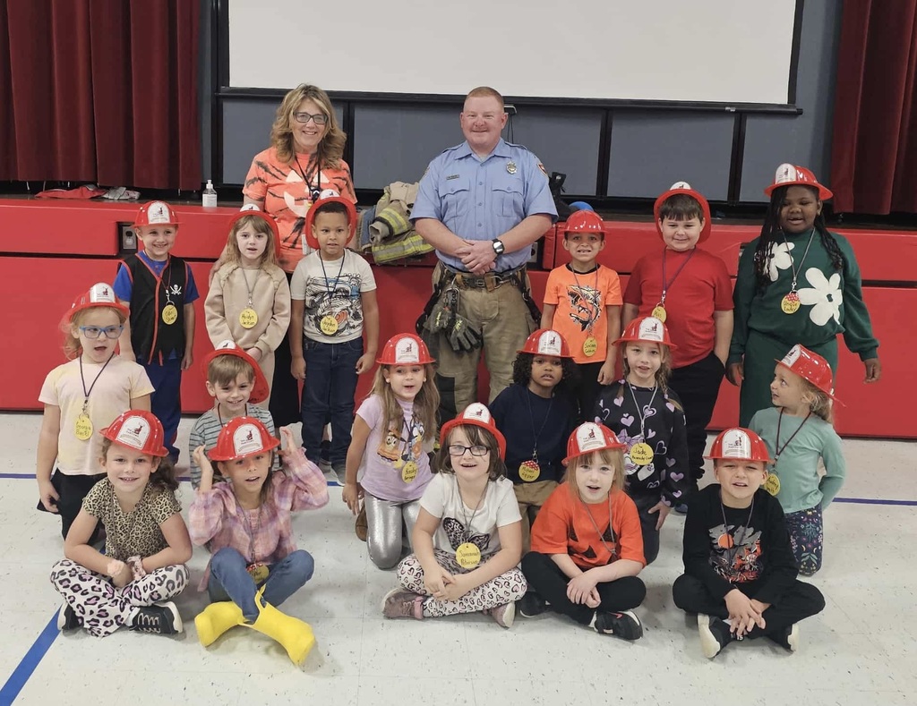 group pic of tracy bowsers class