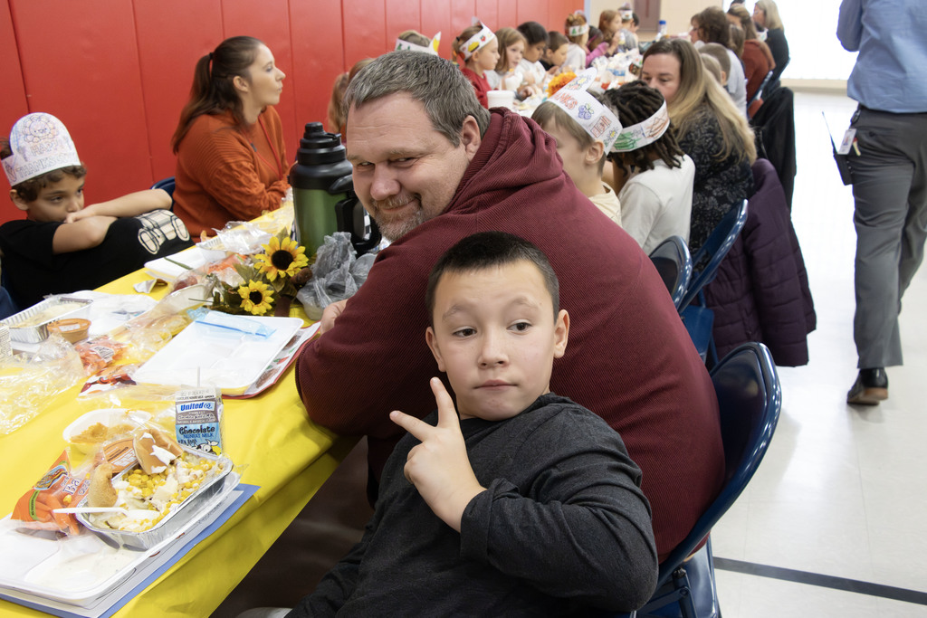 Special guests eating with the students