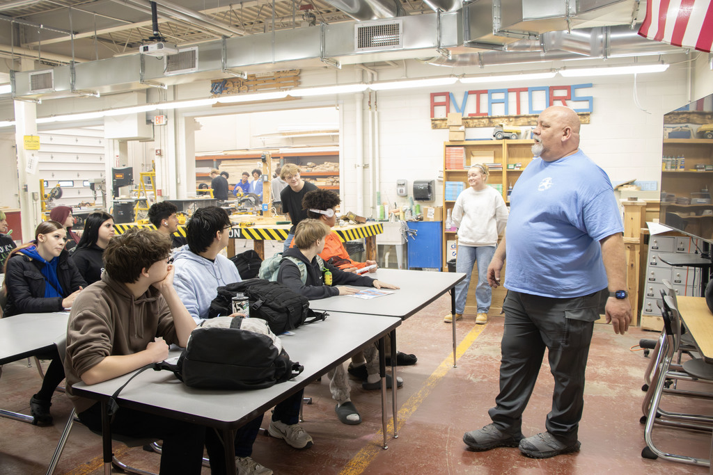 Students touring construction trades