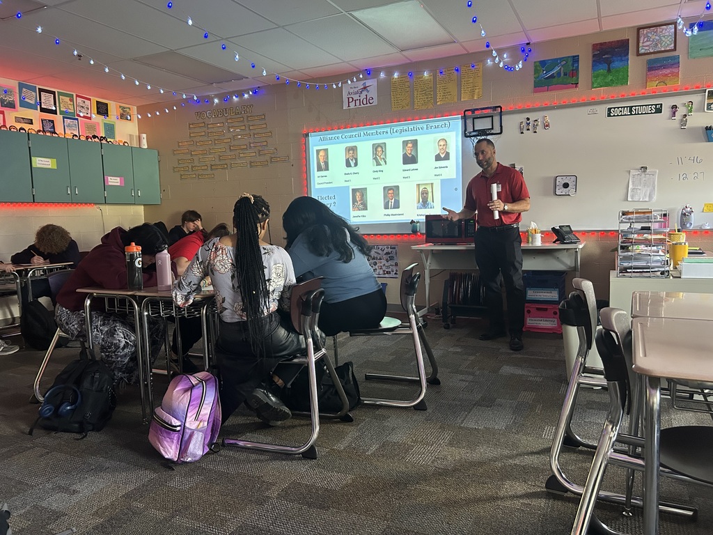 Councilman Bugara talking to the students