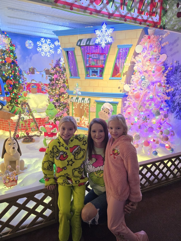 Emma, Aubree and Taylor