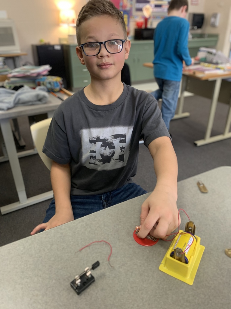 Students building circuits