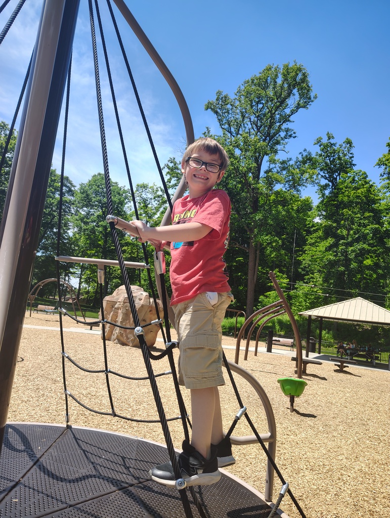 Robert climbing ropes