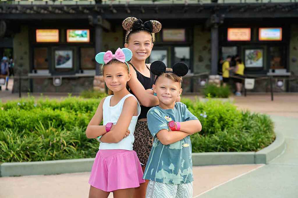 The Ganni kids posting for a picture