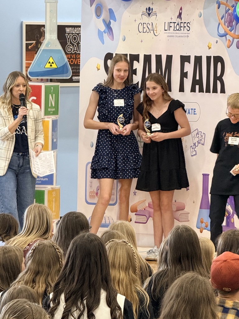 Alison Johnson and Darci Reinhardt taking third place for their "Duck Coop."