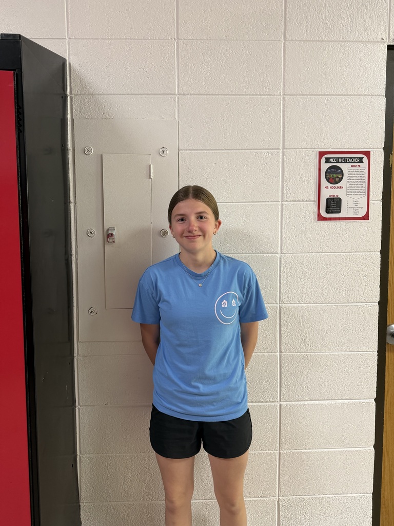 Picture of Celia DeGroot, this weeks student of the week, smiling at the camera.