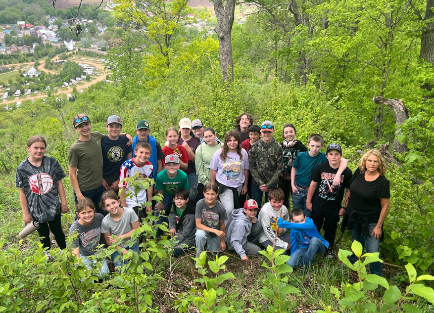 Class picture on top of twin bluffs. 