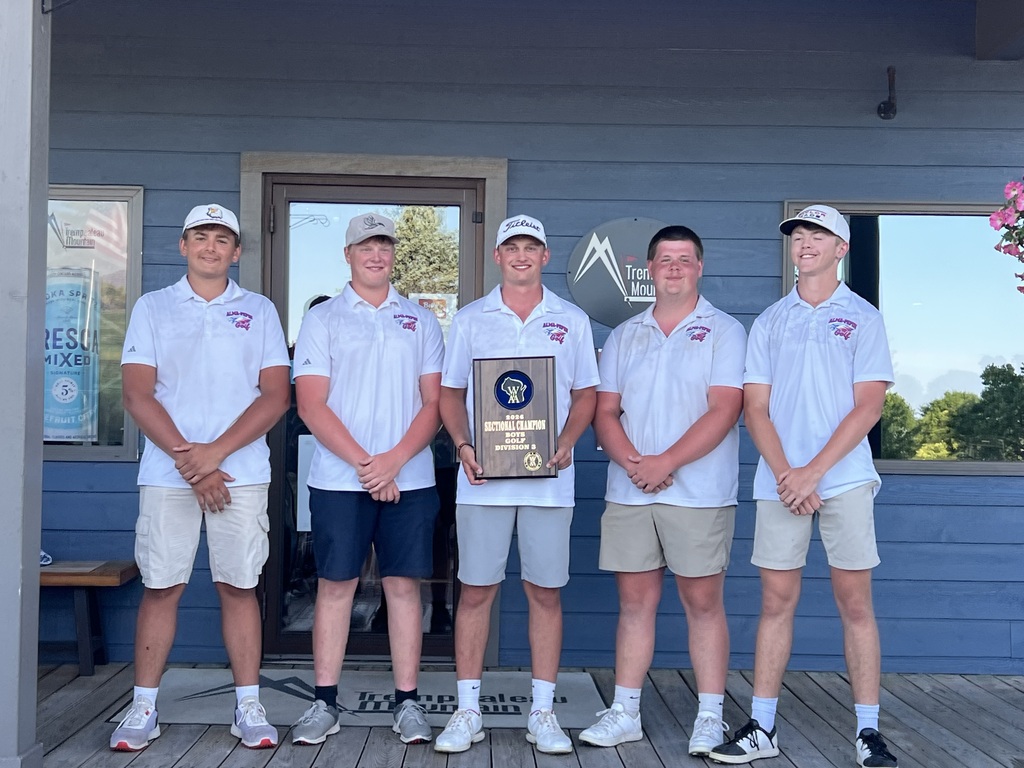 Photo of Alma Pepin golf team with sectional champs plaque