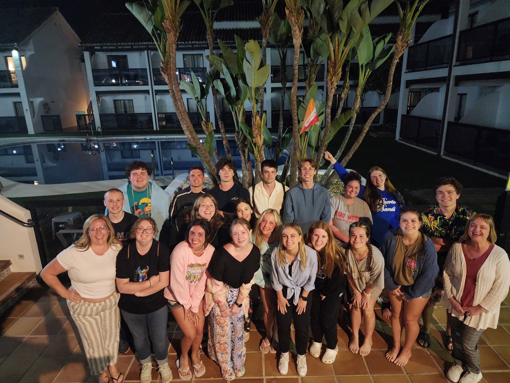 Students on Spanish trip