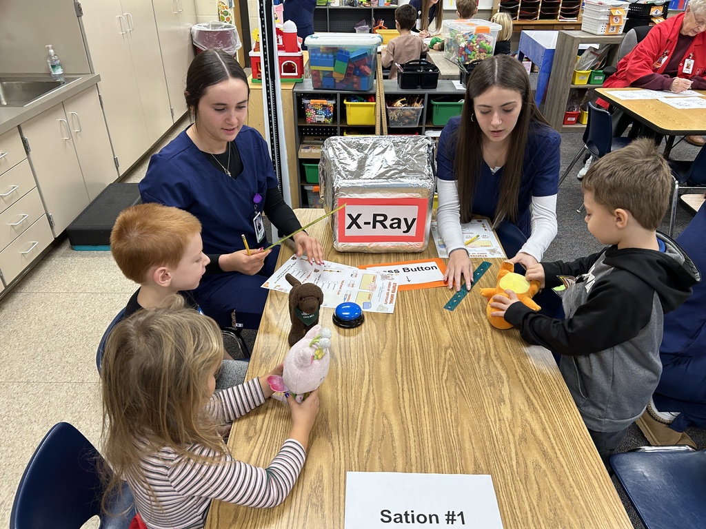 Health Science students volunteer
