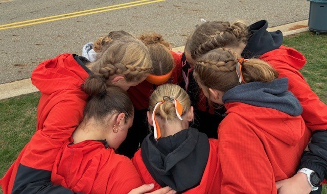 Students working together