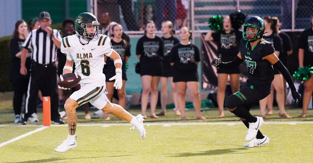 Burns, Airedales aim to return to glory days on the gridiron
