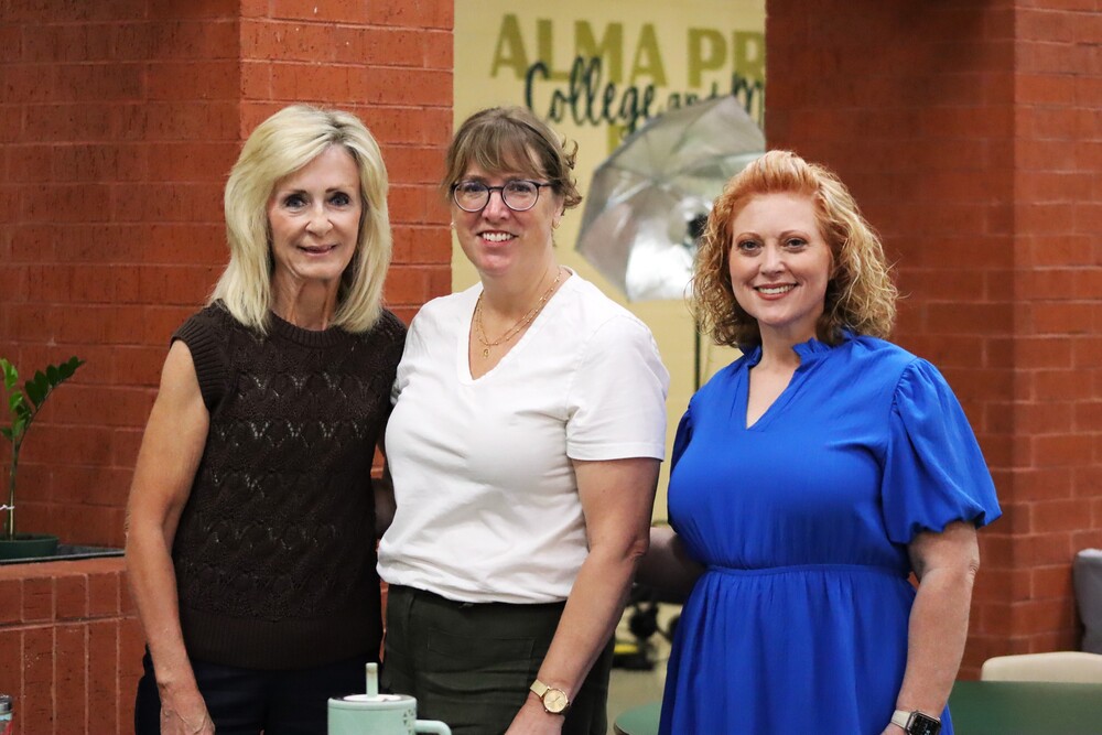 Welcome Back, Airedales! Staff Kick Off a New School Year