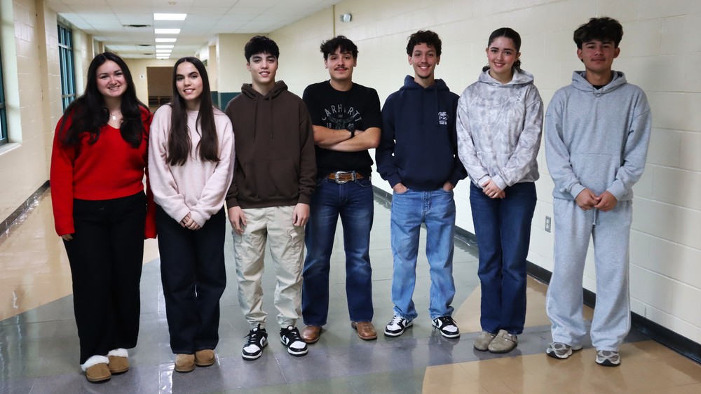 Alma Students Earn Arkansas Seal of Biliteracy