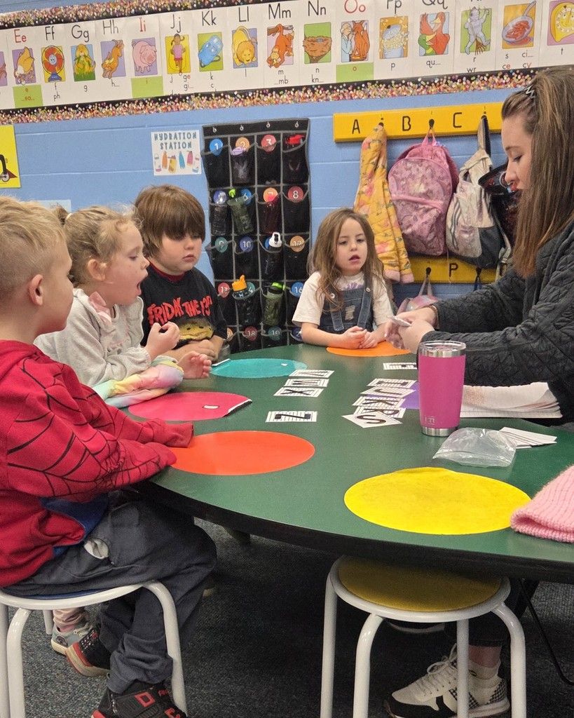 Kindergarten is buzzing with learning during literacy small groups in Mrs. Thomas’s and Mrs. Banks’s classrooms!