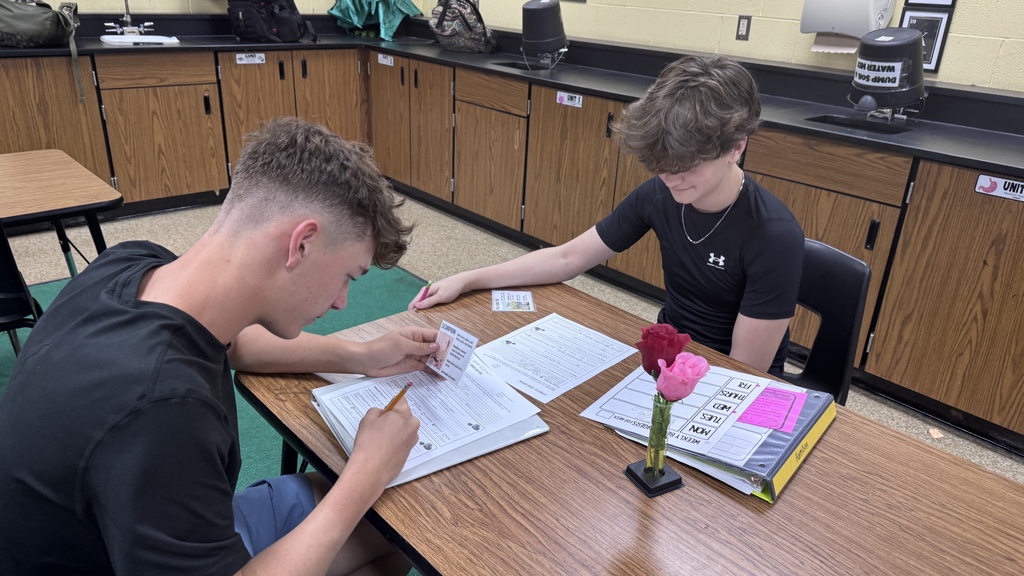 Symbiotic Speed Dating Brings Science to Life at Alma School District
