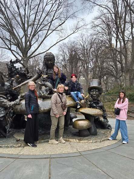 Our Alma Middle School theatre students have had an exciting and full spring season under the direction of Mrs. Bocksnick!