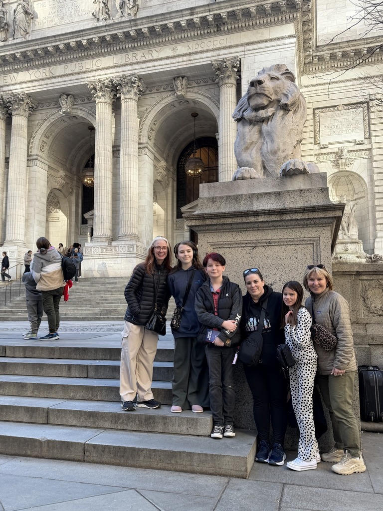 Our Alma Middle School theatre students have had an exciting and full spring season under the direction of Mrs. Bocksnick!