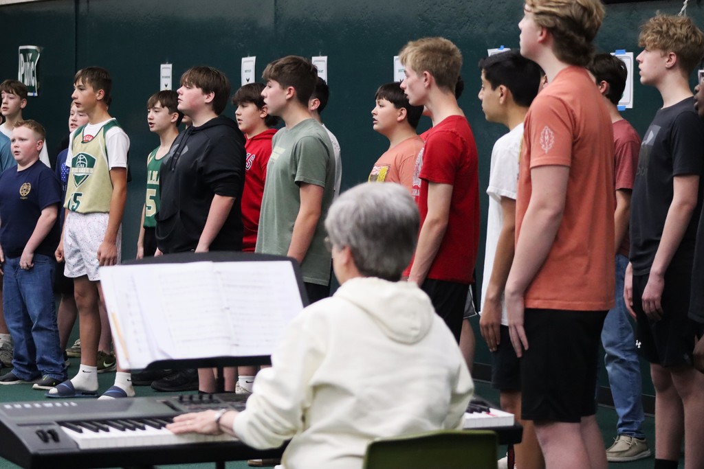 This week, 5th-grade students at Alma Intermediate School got a fun and exciting sneak peek into the musical world of Alma School District!