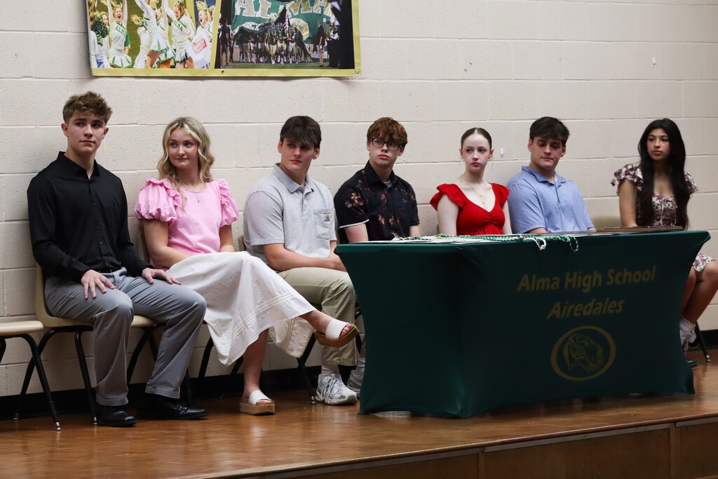 Alma High School Hosts Student Council Induction Ceremony