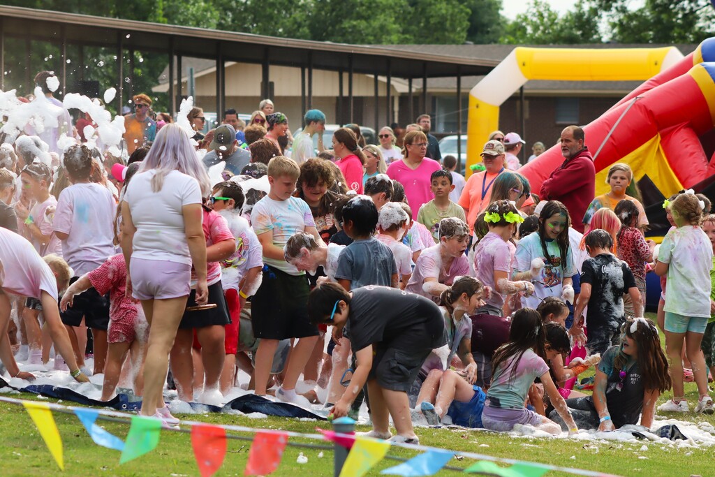 AIS Color Run 2026
