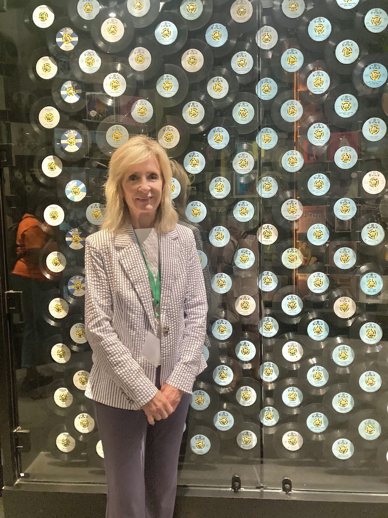 Professional Development Spotlight: Lisa Neihouse