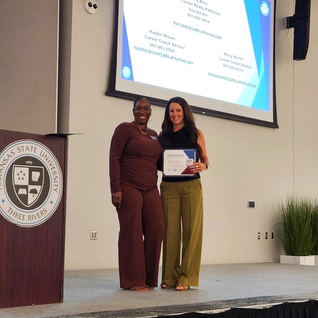 Congratulations, Lindsey Johnson!