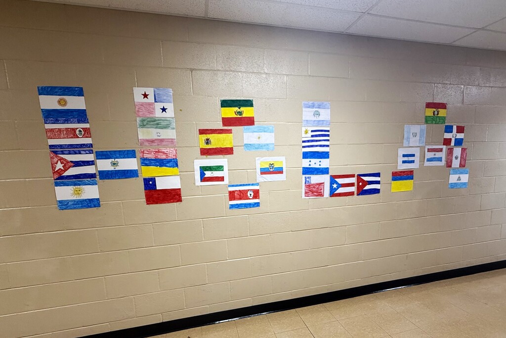 🌎 Spanish I students at Alma High School recently explored countries around the world where Spanish is an official language!