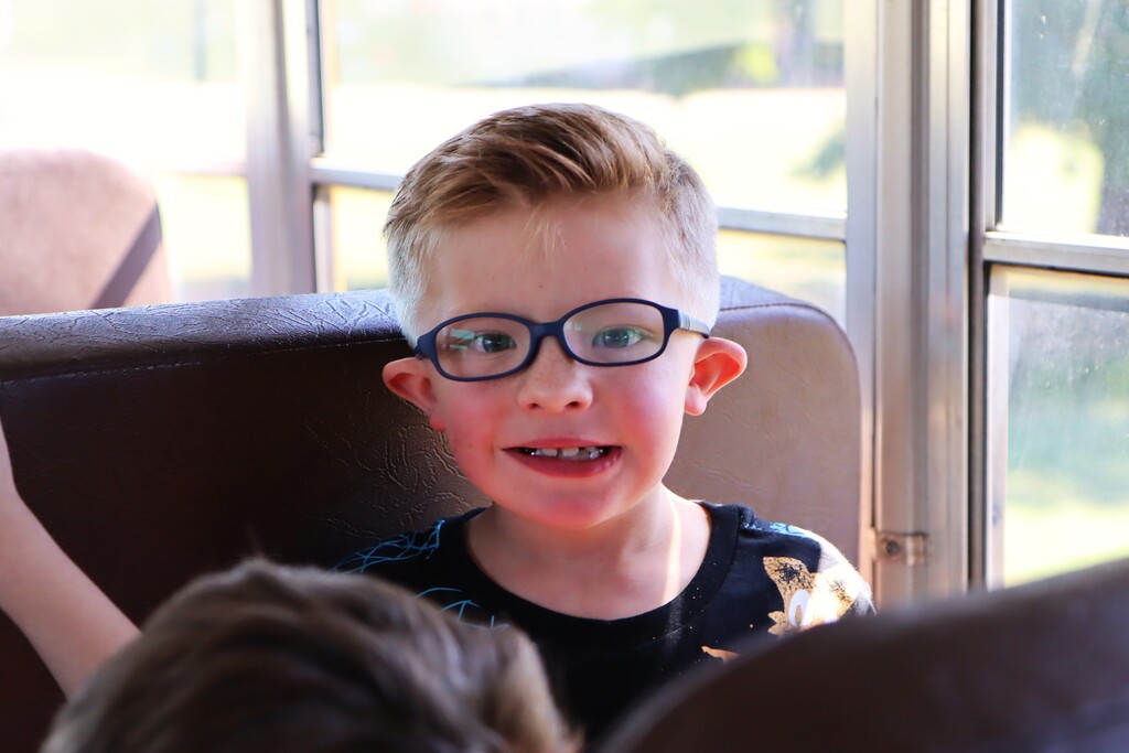 🚌 “The Wheels on the Bus” came to life for Mrs. Thorman’s students at Alma Primary School today! The class got a closer look at a school bus, took a lap with Mr. Flanagan, and learned and sang the familiar song together.