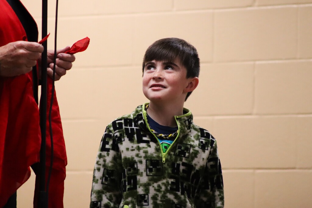Alma Primary students enjoy Bec-O the Magician